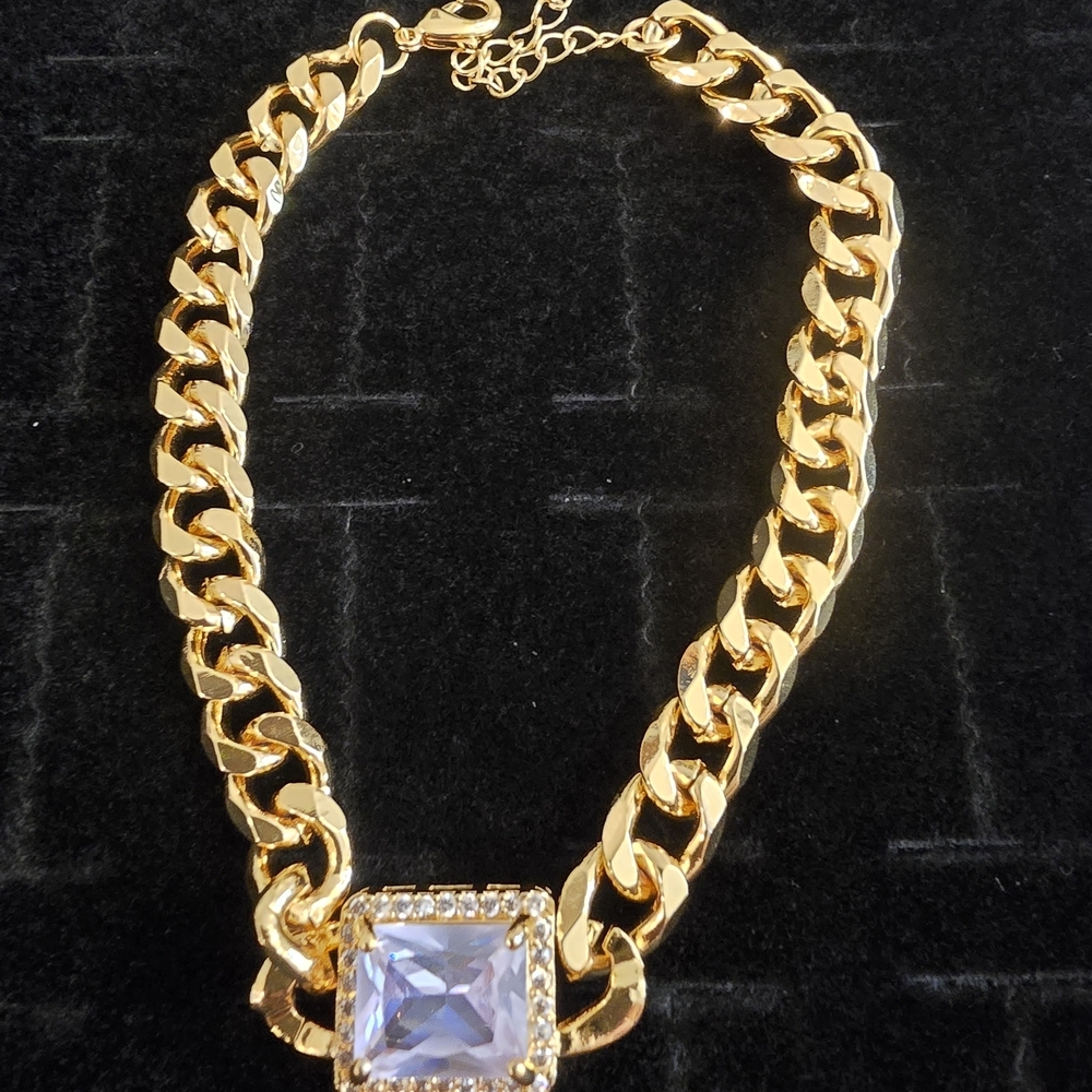 22kgp Dubai Elegant Gold Chain Bracelet with Crystal Pendant